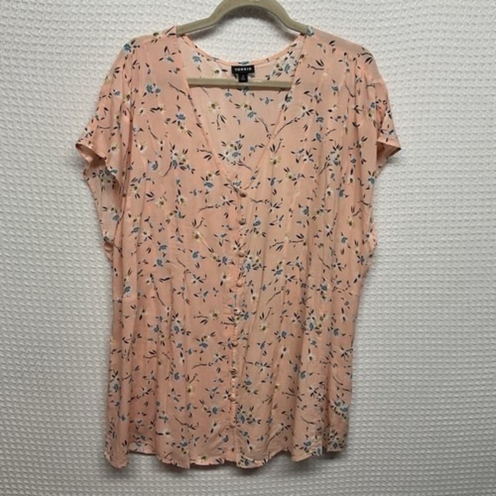 NWOT Torrid Floral Challis Button Fit&Flare Stretch Back Blouse Women 2X China‎
